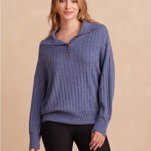 Summersalt Women's XS V-Neck Blue Sweater